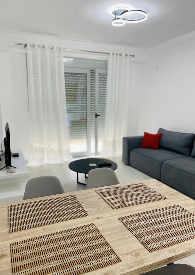 Azura Saranda Terraces Apt Exterior photo